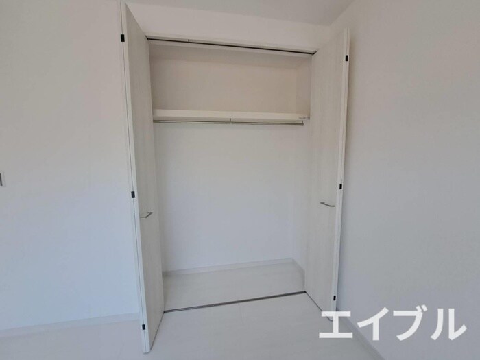 物件内観写真13　(収納)