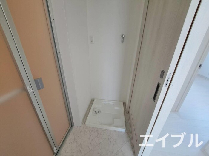 物件内観写真19　(洗濯機置場)