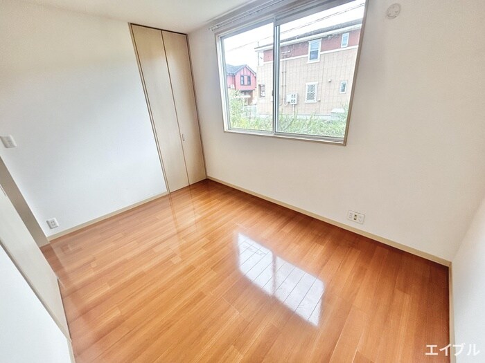 物件内観写真9　(居室)