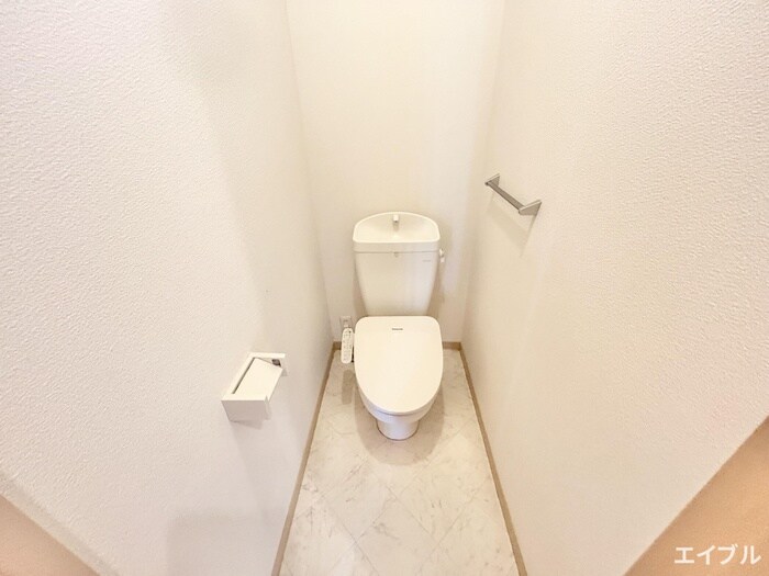 物件内観写真13　(トイレ)