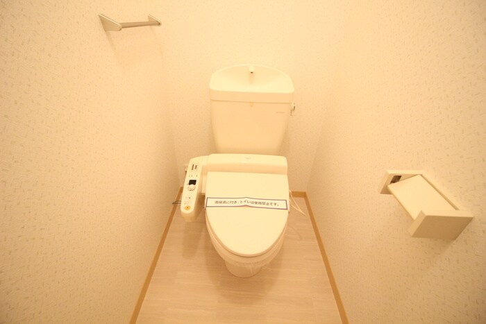 物件内観写真12　(トイレ)