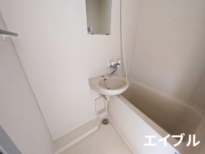 物件内観写真9　(バス／シャワールーム等)