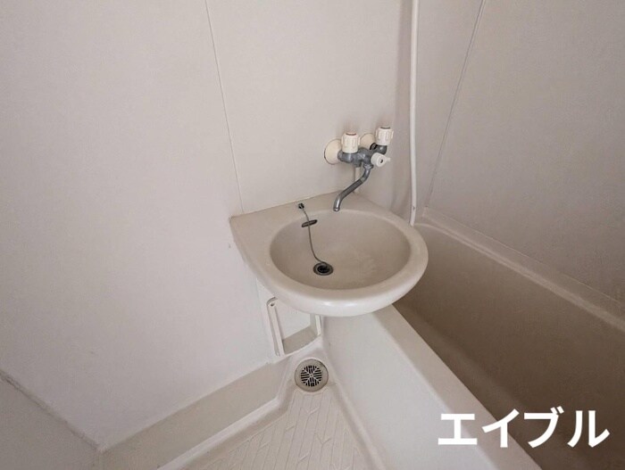 物件内観写真10　(洗面)