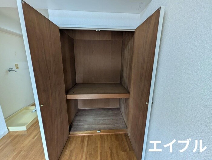 物件内観写真13　(収納)