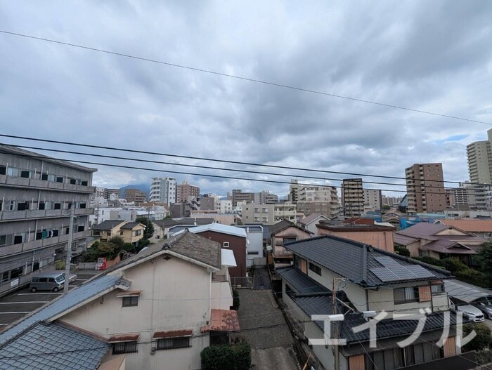 物件内観写真15　(室内からの展望)