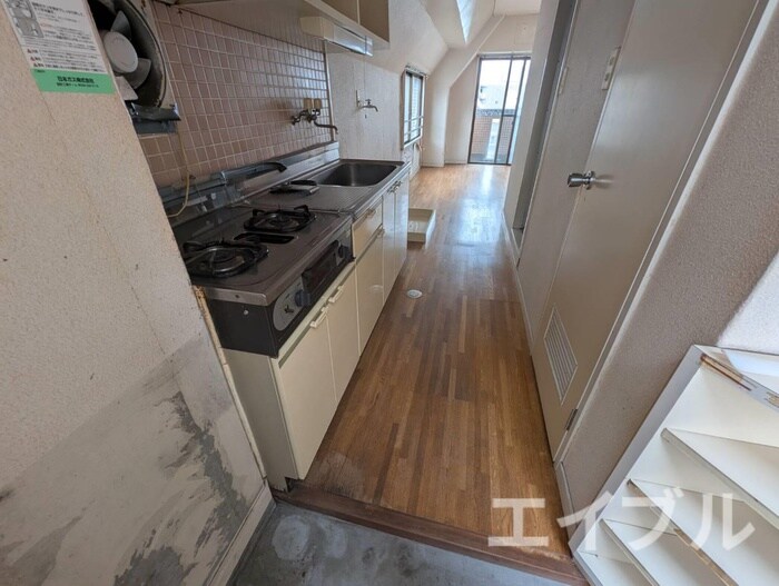 物件内観写真16　(玄関)