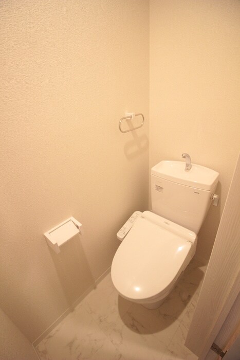 物件内観写真14　(トイレ)