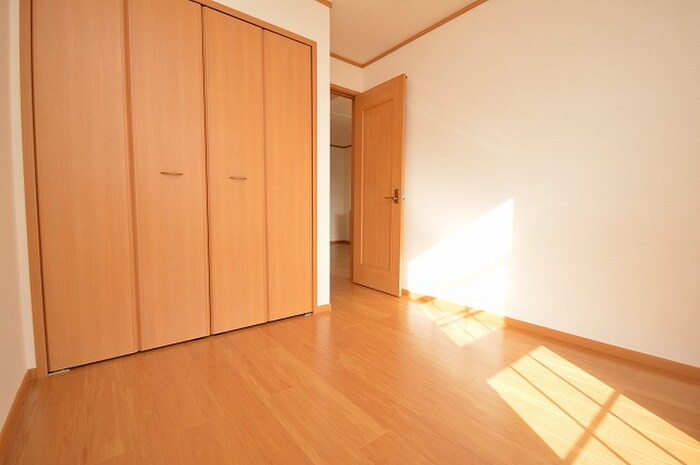 物件内観写真5　(居室)