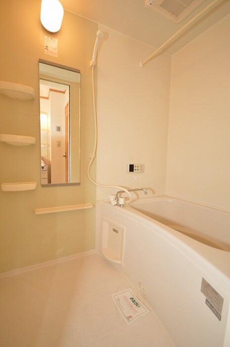 物件内観写真12　(バス／シャワールーム等)