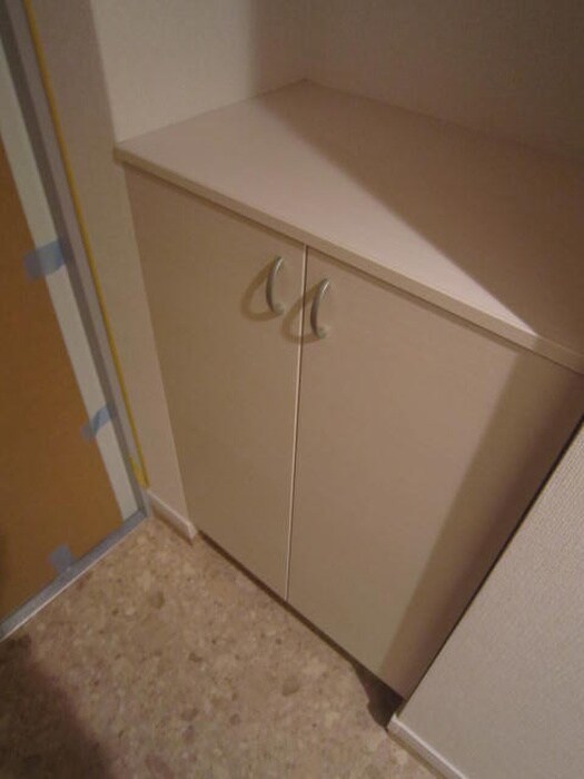 物件内観写真16　(靴箱)