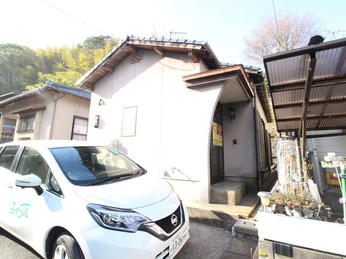 山部444番貸家