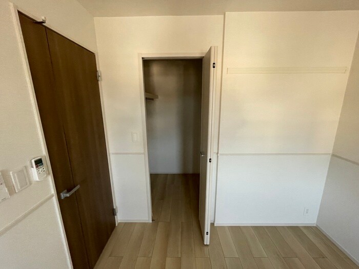 物件内観写真10　(収納)