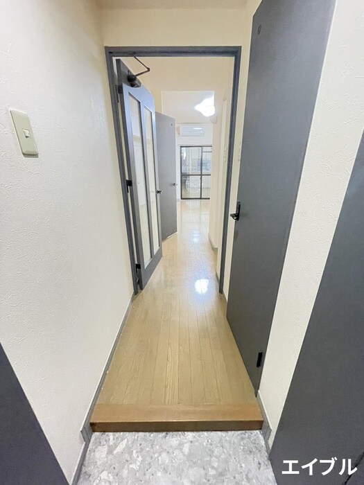 物件内観写真21　(玄関)