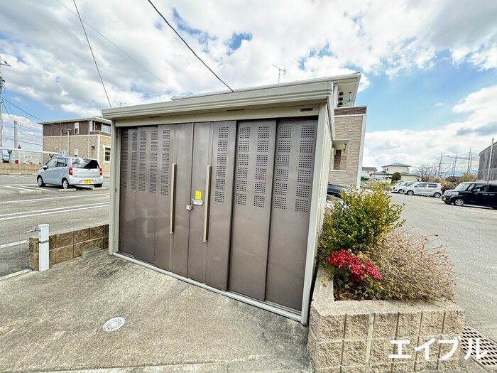 物件外観写真4　(建物設備)