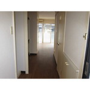 物件内観写真9　(廊下)