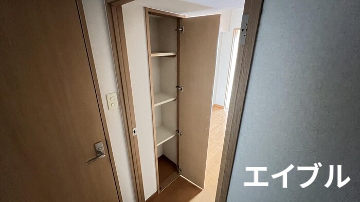 物件内観写真17　(収納)