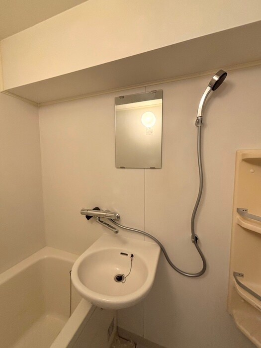 物件内観写真11　(洗面)