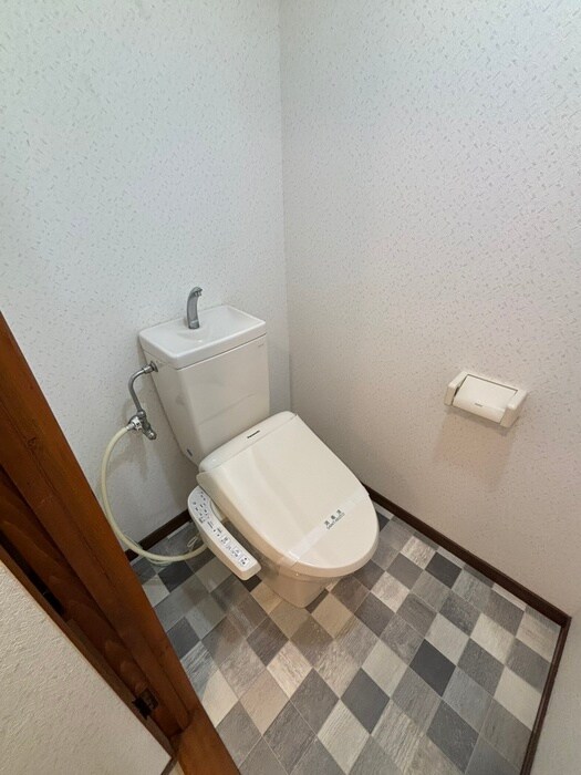 物件内観写真12　(トイレ)