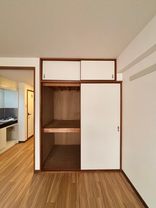物件内観写真15　(収納)