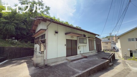 栄町貸家外観写真