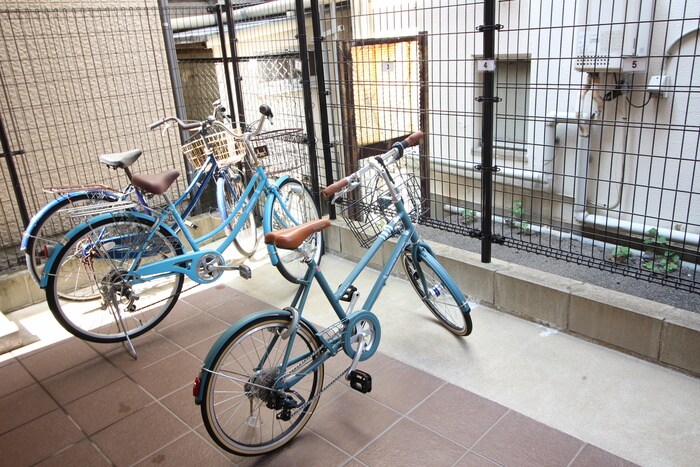 物件外観写真6　(駐輪場)