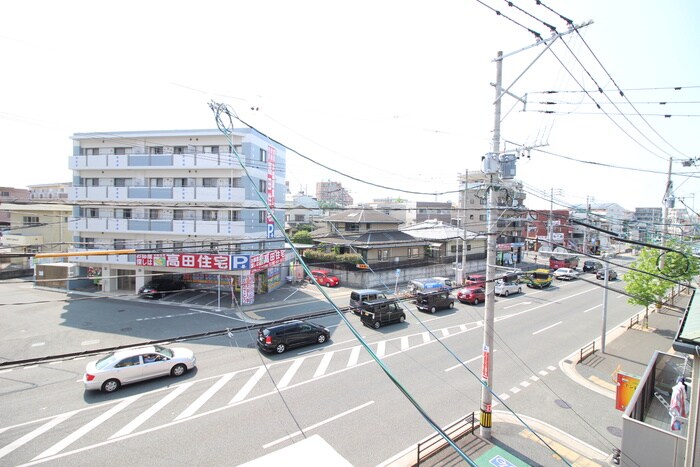 物件内観写真16　(室内からの展望)