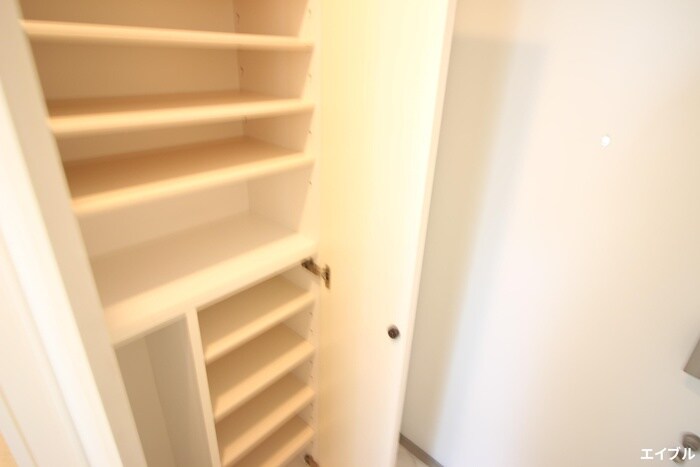 物件内観写真20　(靴箱)