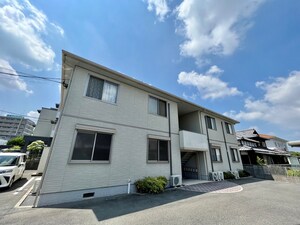 コモドヴィラ引野外観写真