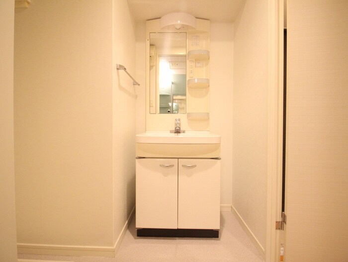 物件内観写真13　(洗面)