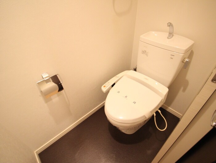 物件内観写真15　(トイレ)