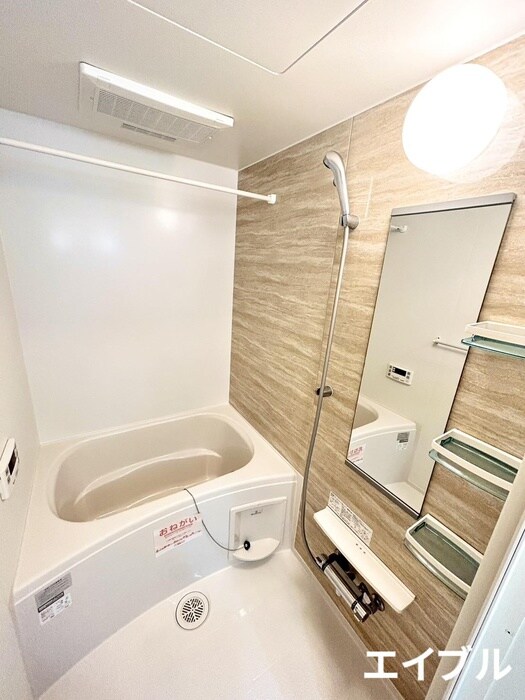 物件内観写真10　(バス／シャワールーム等)