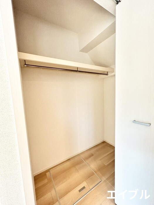 物件内観写真18　(収納)