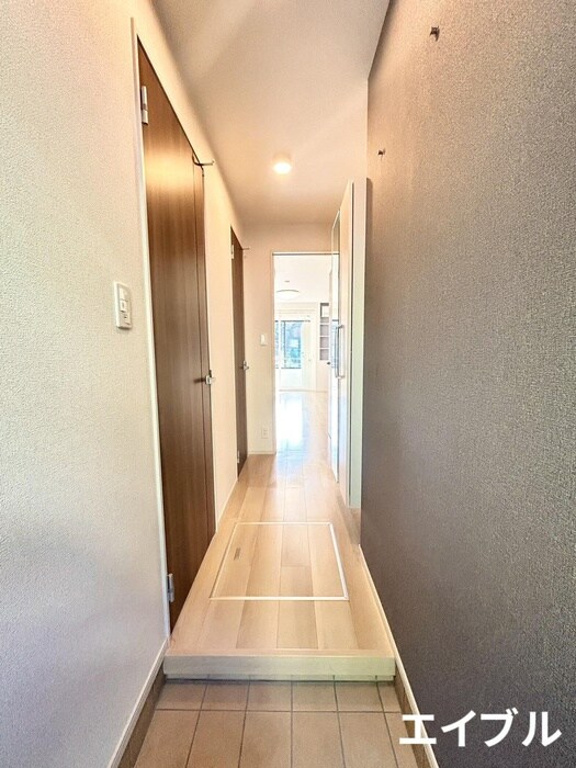 物件内観写真19　(廊下)