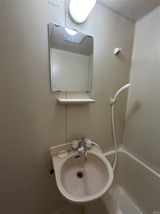 物件内観写真13　(洗面)