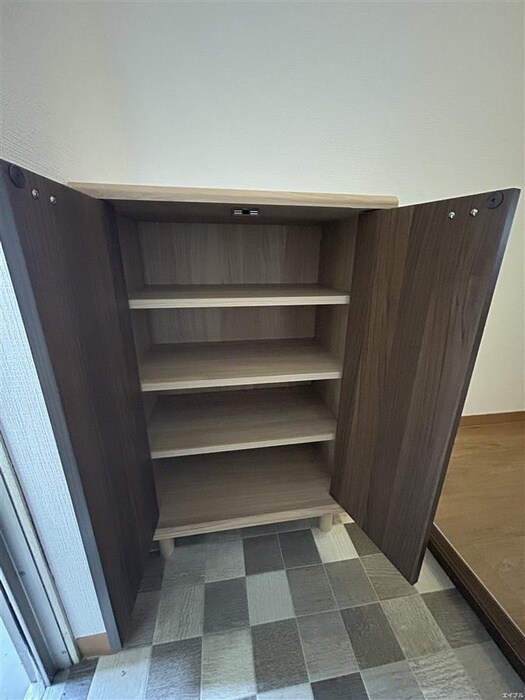 物件内観写真18　(靴箱)