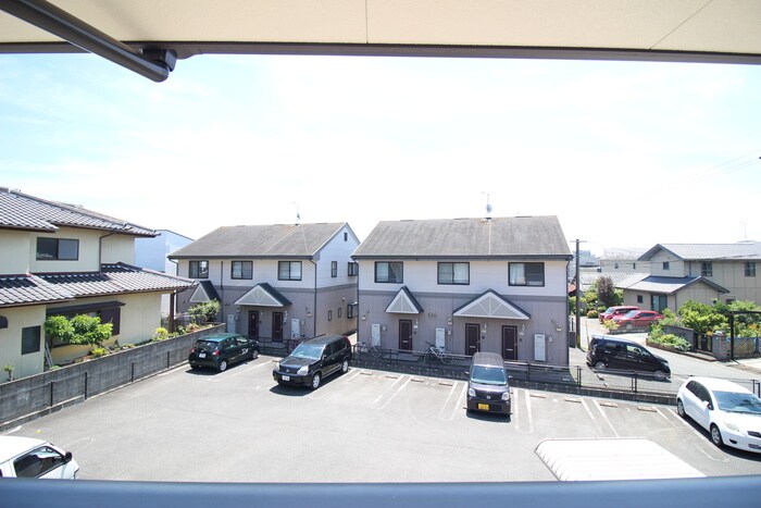 物件内観写真18　(室内からの展望)