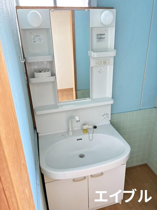 物件内観写真11　(洗面)