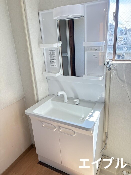 物件内観写真11　(収納)