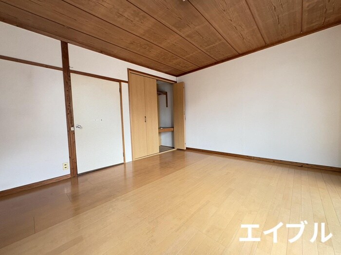 物件内観写真19　(居室)