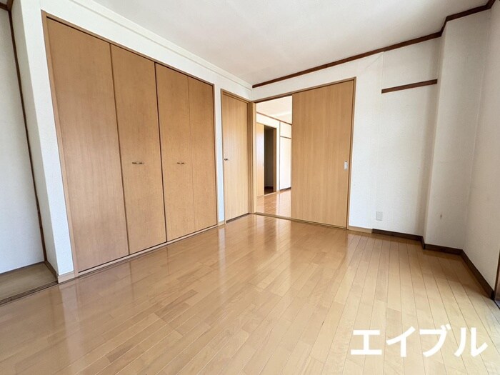 物件内観写真19　(居室)