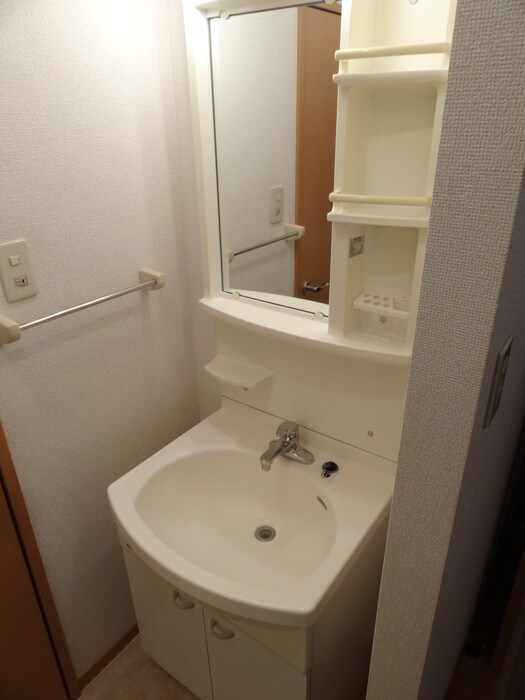 物件内観写真11　(洗面)