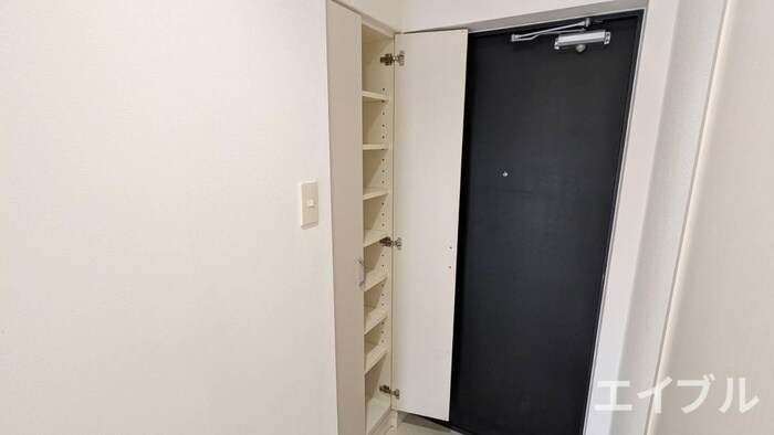 物件内観写真13　(靴箱)