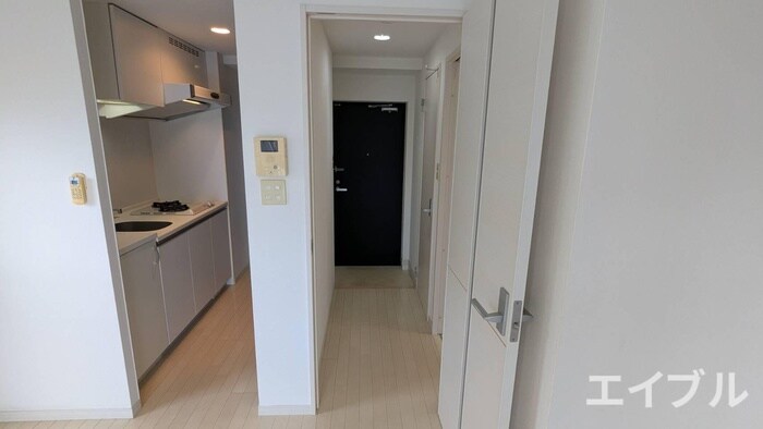 物件内観写真18　(廊下)