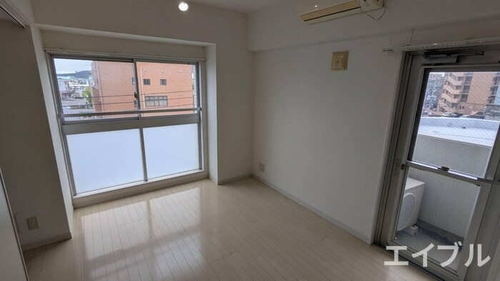 物件内観写真21　(居室)