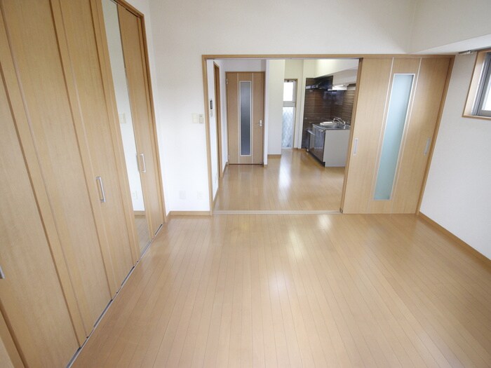 物件内観写真7　(居室)