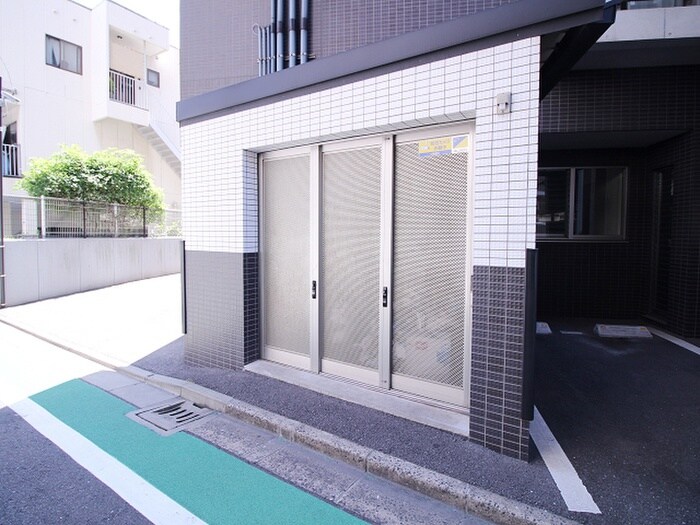 物件外観写真6　(建物設備)