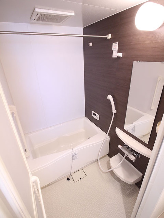 物件内観写真11　(バス／シャワールーム等)