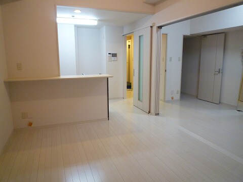 物件内観写真12　(居室)