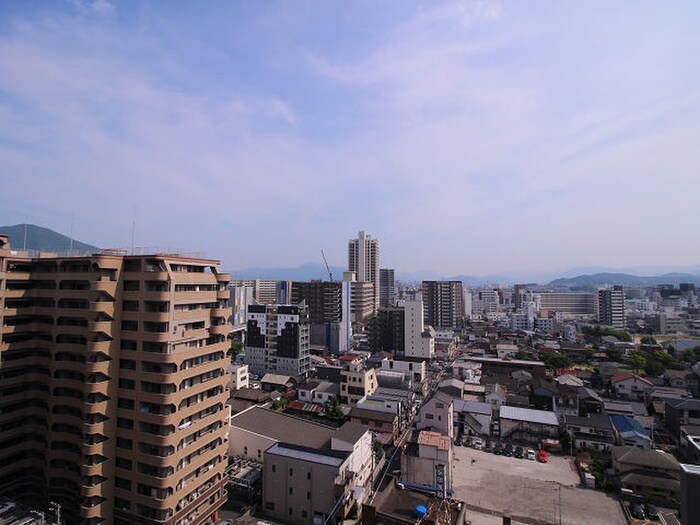 物件内観写真16　(室内からの展望)