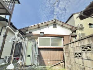 香月貸家外観写真